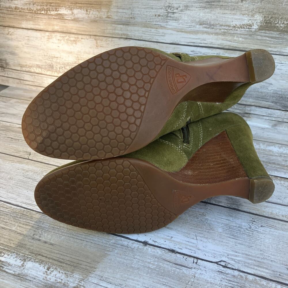 Olive Green Heeled Boots - Picture 6 of 13